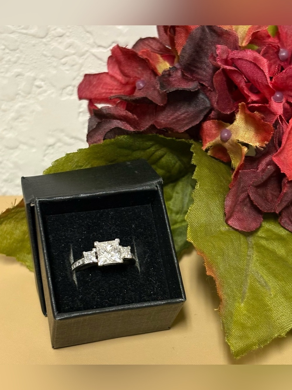 Ladies Ring